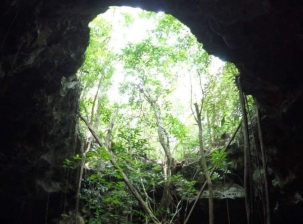 Exploration du monde sous terrain Maya!