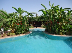 DOMAINE CARO AVEC PISCINE CHAUFFEE